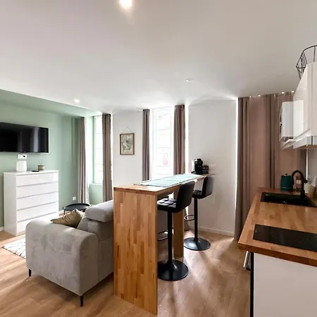 Apartment La Parenthese Saint-Jean-dʼAngély